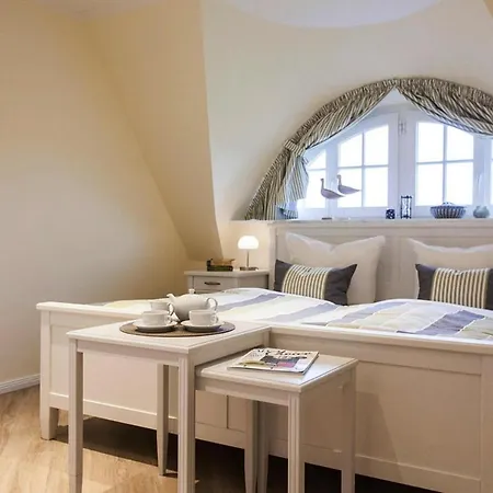 Ferienhaus, *